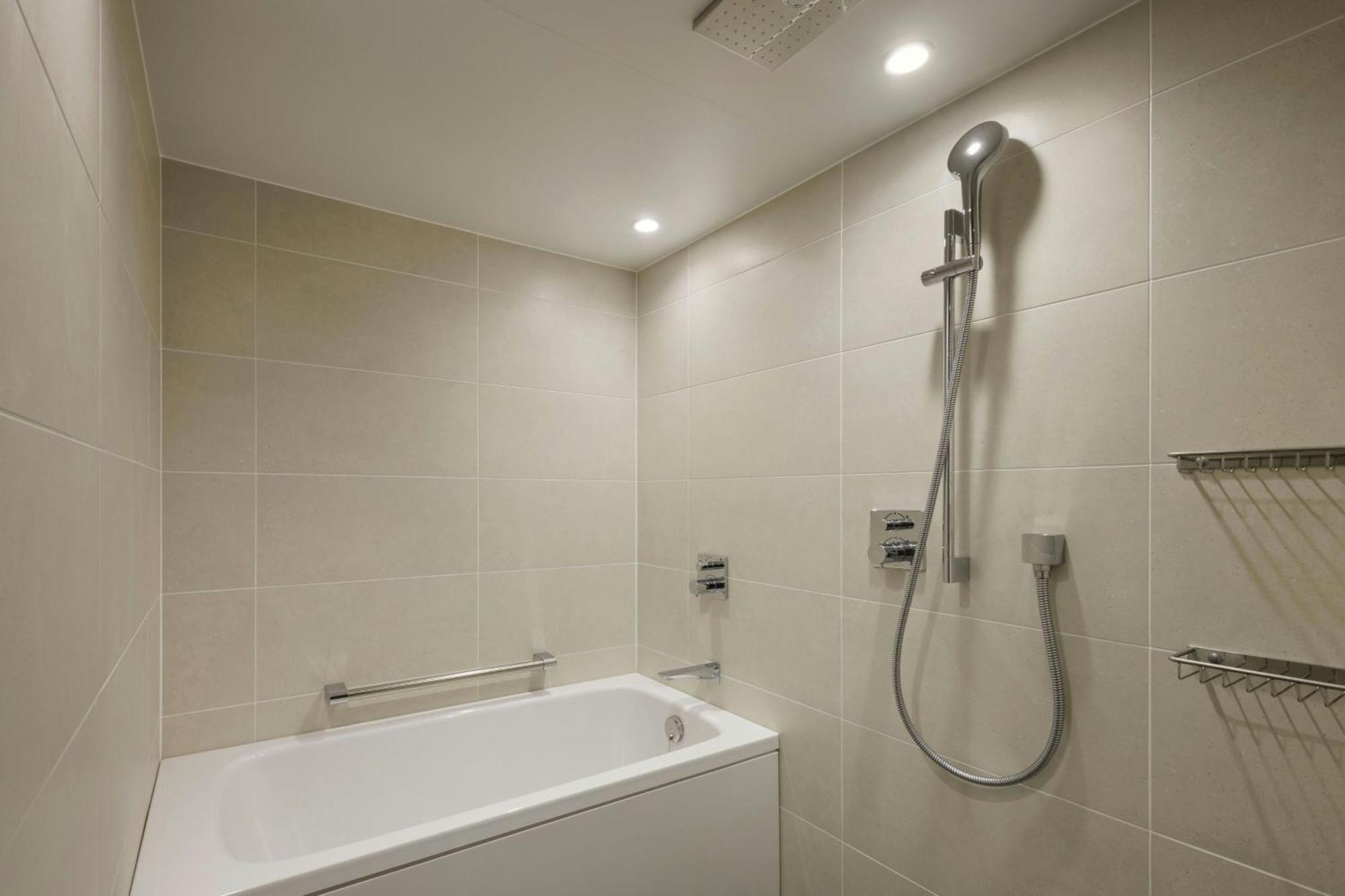 Courtyard By Marriott Tokyo Ginza Hotel Extérieur photo