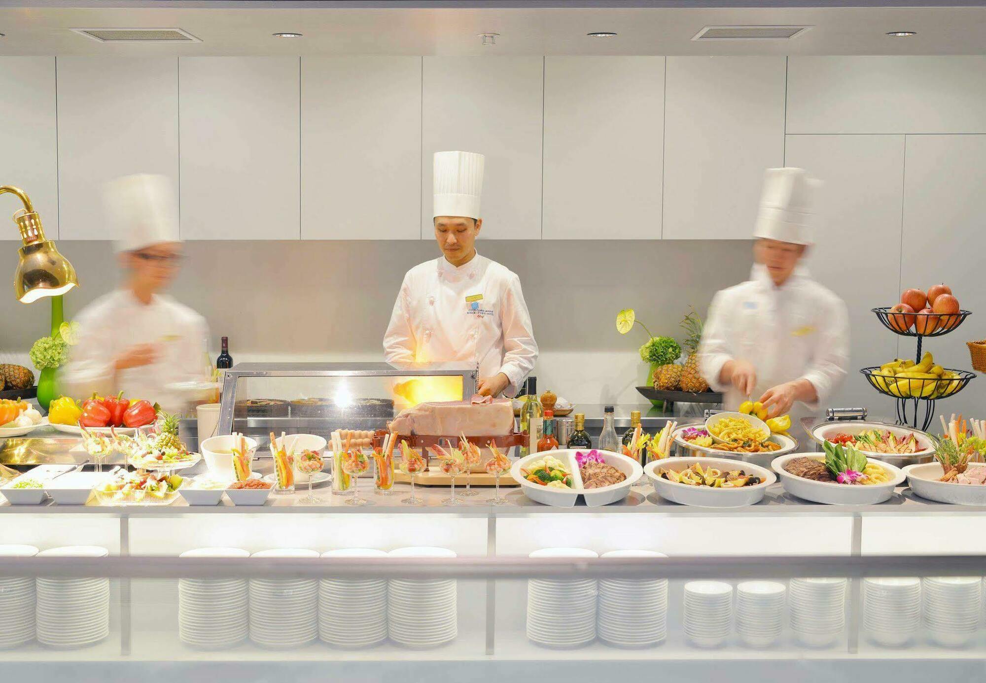 Courtyard By Marriott Tokyo Ginza Hotel Extérieur photo